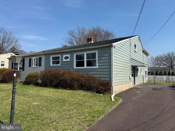 $410,000 | 431 Cedar Street, Lansdale, PA 19446