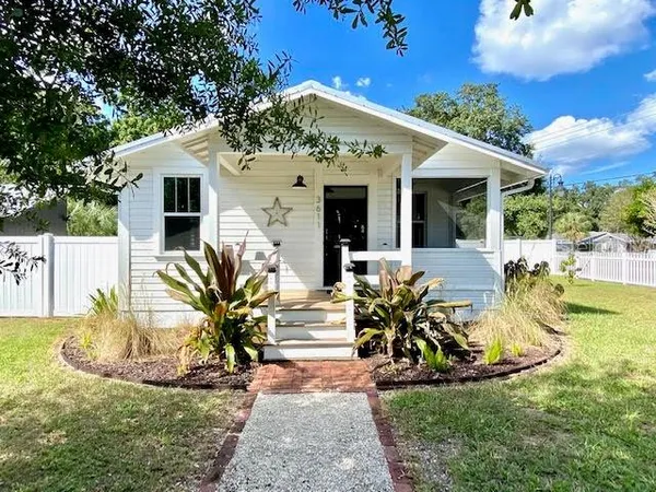 $2,900 | 3611 Bradenton Road, Sarasota, FL 34234