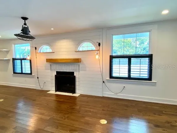 $2,900 | 3611 Bradenton Road, Sarasota, FL 34234