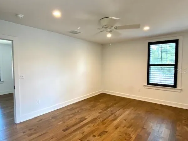 $2,900 | 3611 Bradenton Road, Sarasota, FL 34234
