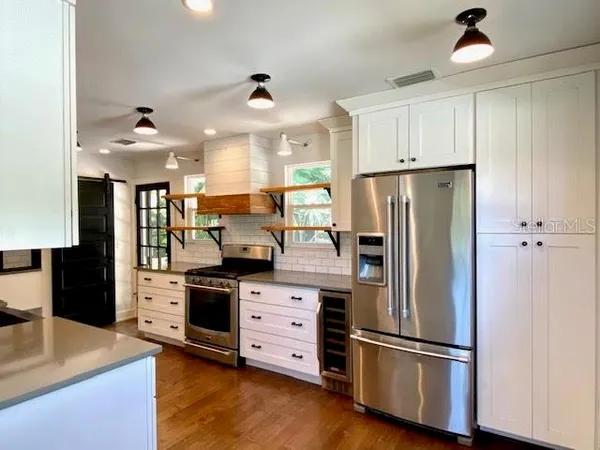 $2,900 | 3611 Bradenton Road, Sarasota, FL 34234