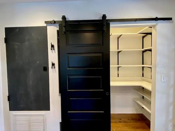 $2,900 | 3611 Bradenton Road, Sarasota, FL 34234