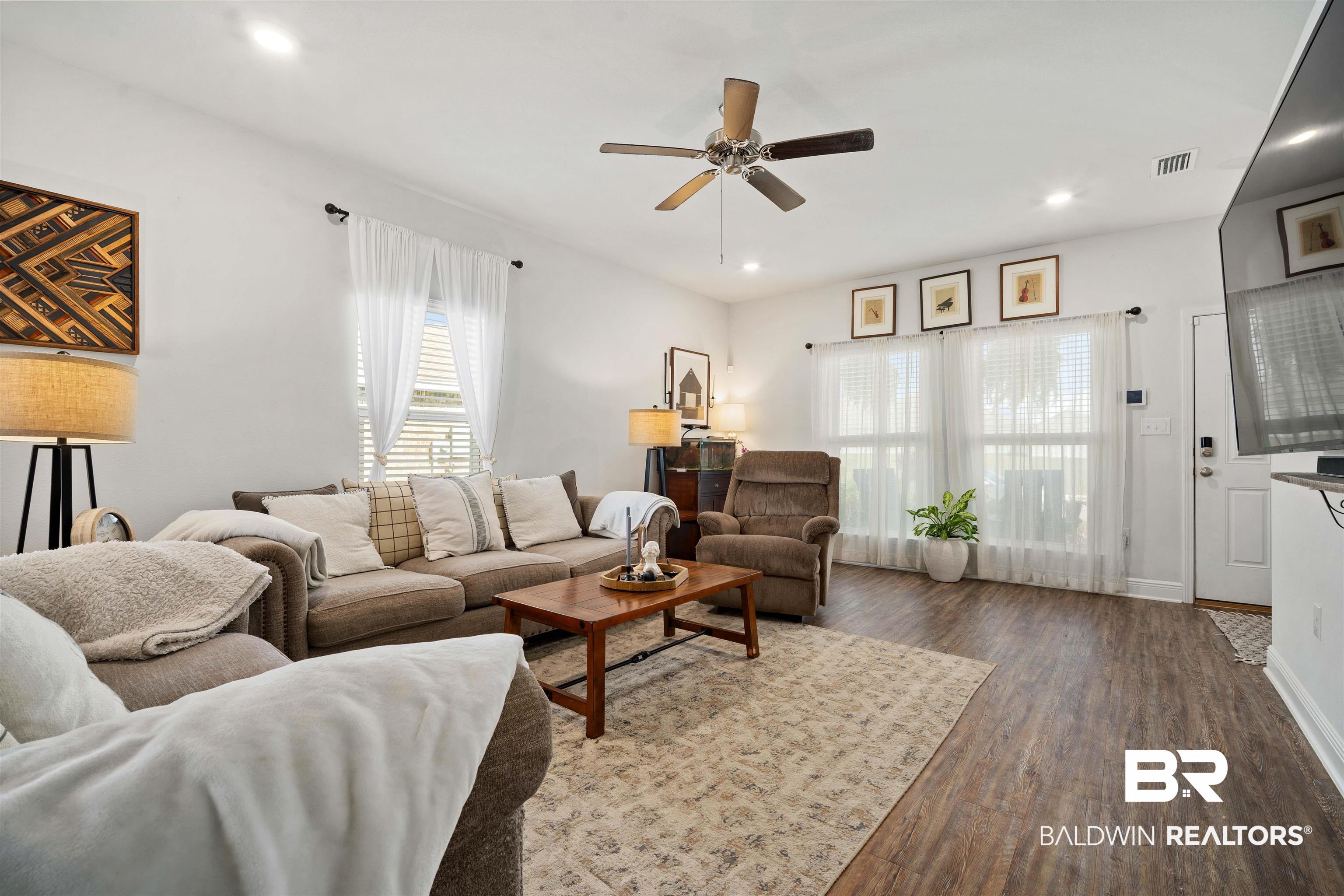 24321 Alydar Loop Daphne, AL 36526 - Photo 6 of 51