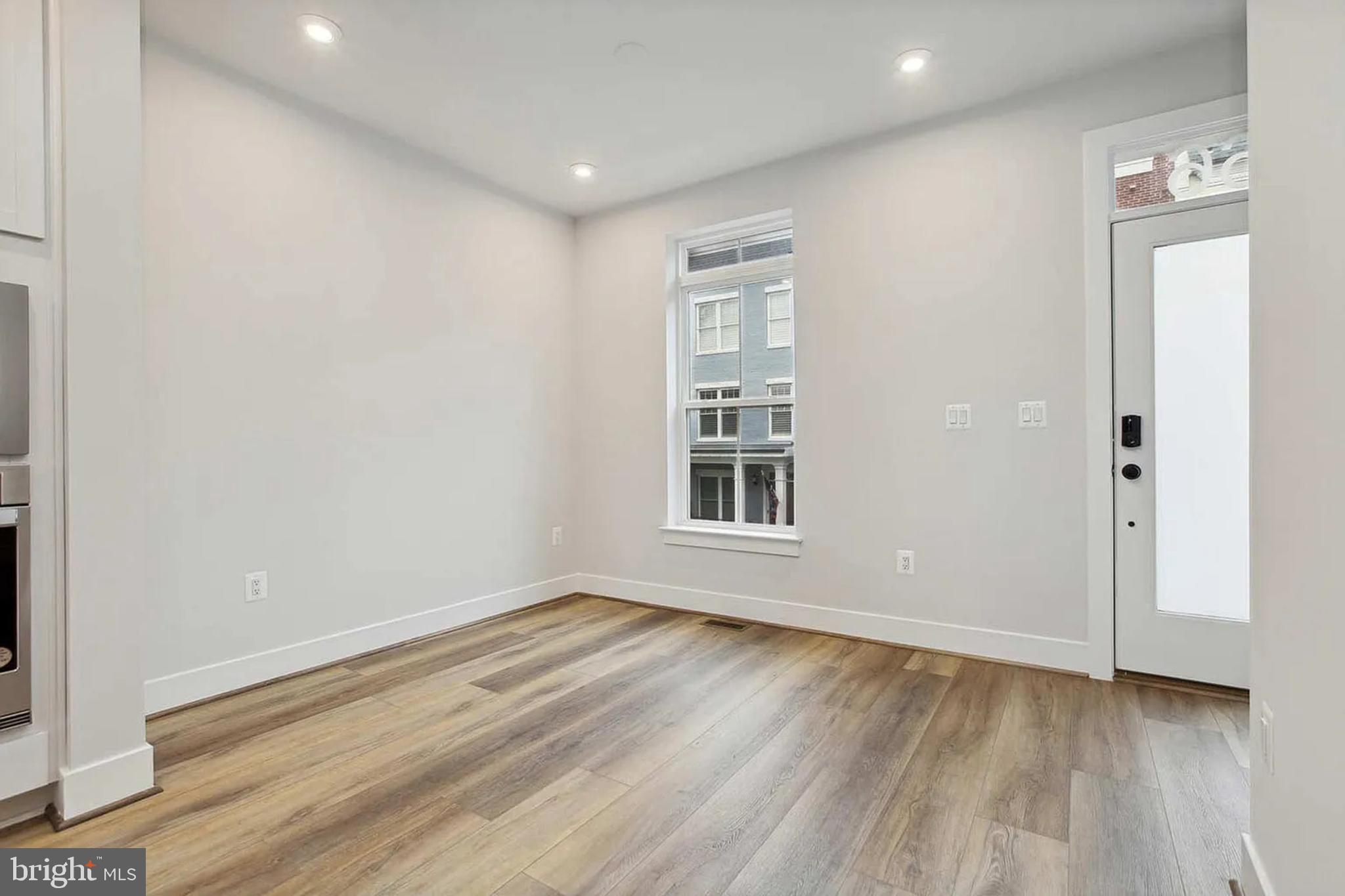 466 Altezza Drive Washington, DC 20017 - Photo 4 of 24 Dining/Great Room