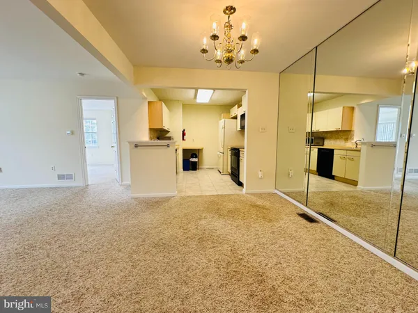 $2,500 | 550 Central Avenue, Linwood, NJ 08221