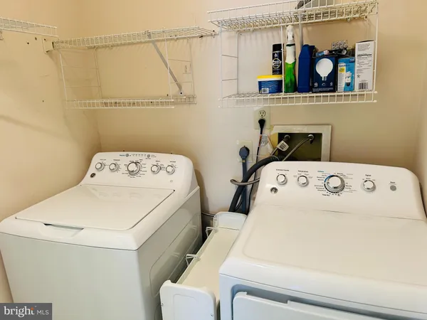 $2,500 | 550 Central Avenue, Linwood, NJ 08221