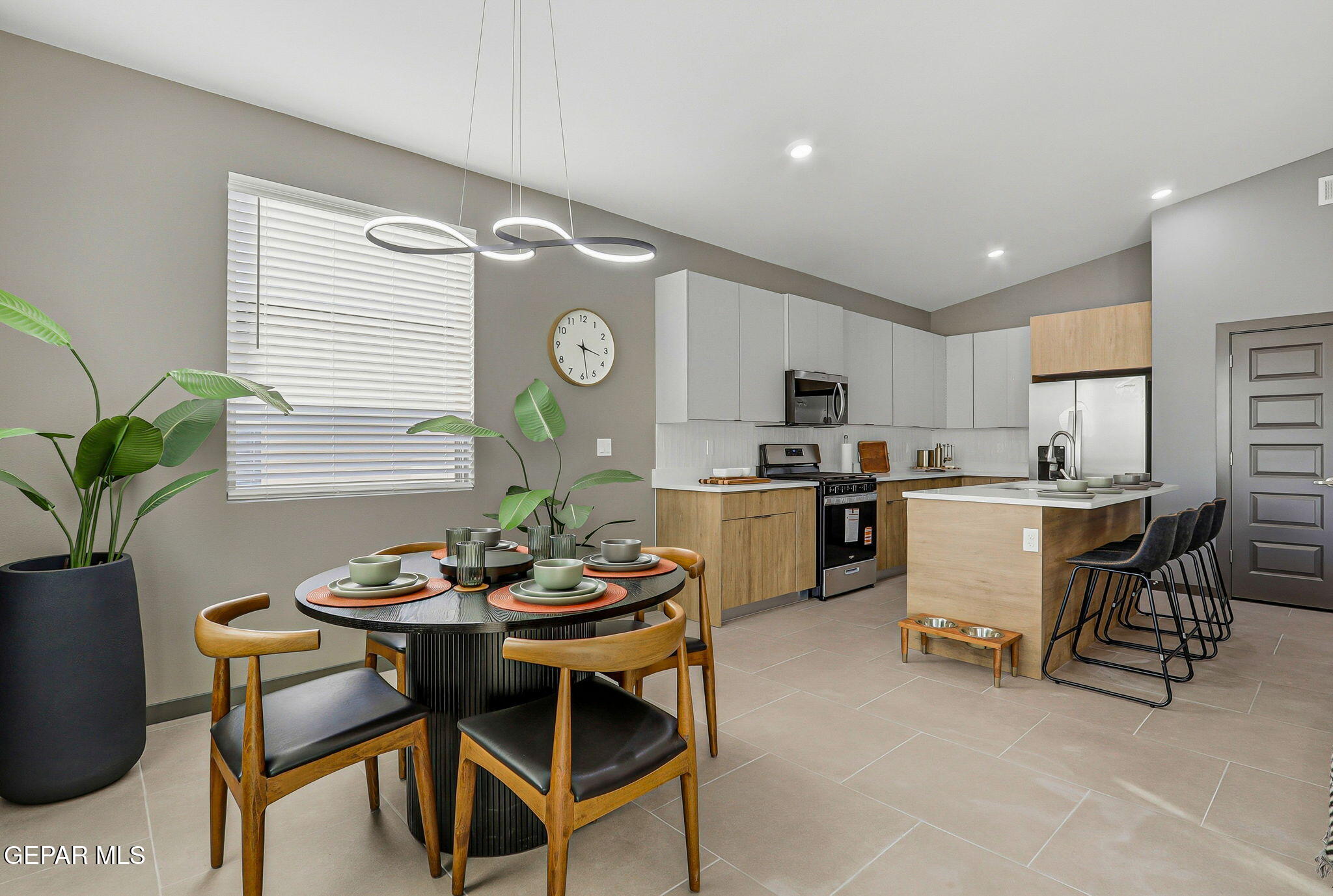 8417 Phil Place Vinton, TX 79821 - Photo 13 of 30 large-019c34f0-423a-7065-b8ed-857f7d8718