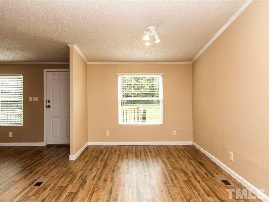 4889 Thom Road Mebane, NC 27302 - Photo 4 of 21 Nice Laminate Flooring...