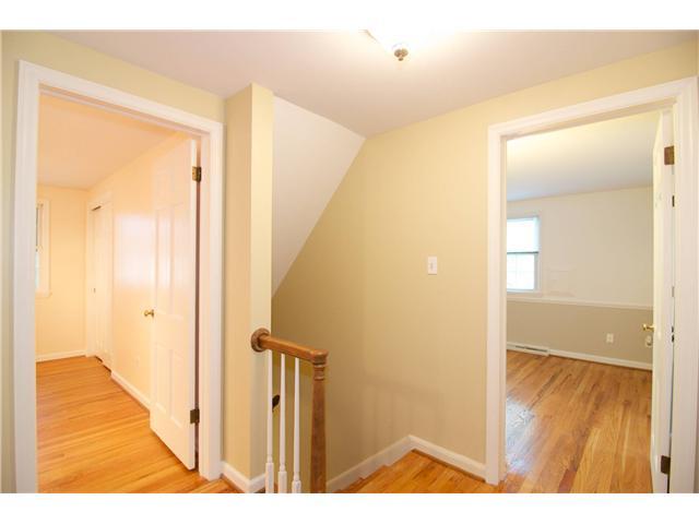 2726 Henthorn Road Columbus, OH 43221 - Photo 13 of 25