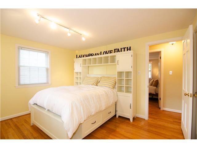 2726 Henthorn Road Columbus, OH 43221 - Photo 14 of 25