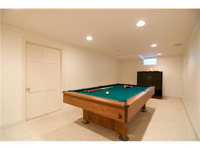 2726 Henthorn Road Columbus, OH 43221 - Photo 21 of 25