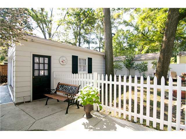 2726 Henthorn Road Columbus, OH 43221 - Photo 23 of 25