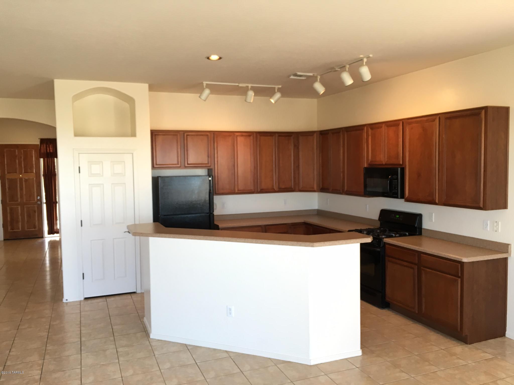 10784 South Heart Break Ridge Place Vail, AZ 85641 - Photo 4 of 21
