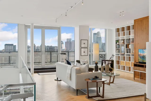 $4,200,000 | 222 2nd Street Southeast, Unit 1703, Minneapolis, MN 55414