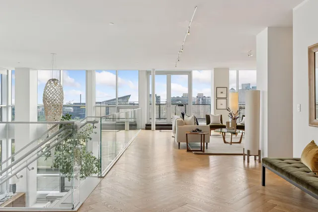 $4,200,000 | 222 2nd Street Southeast, Unit 1703, Minneapolis, MN 55414