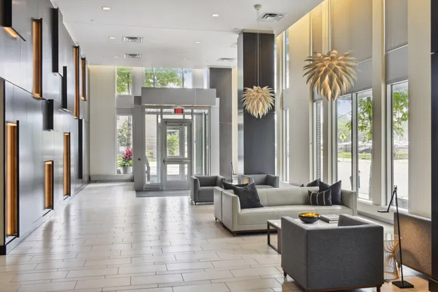 $4,200,000 | 222 2nd Street Southeast, Unit 1703, Minneapolis, MN 55414