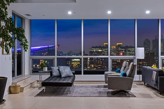 $4,200,000 | 222 2nd Street Southeast, Unit 1703, Minneapolis, MN 55414
