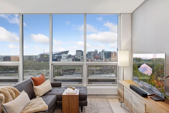 $4,200,000 | 222 2nd Street Southeast, Unit 1703, Minneapolis, MN 55414