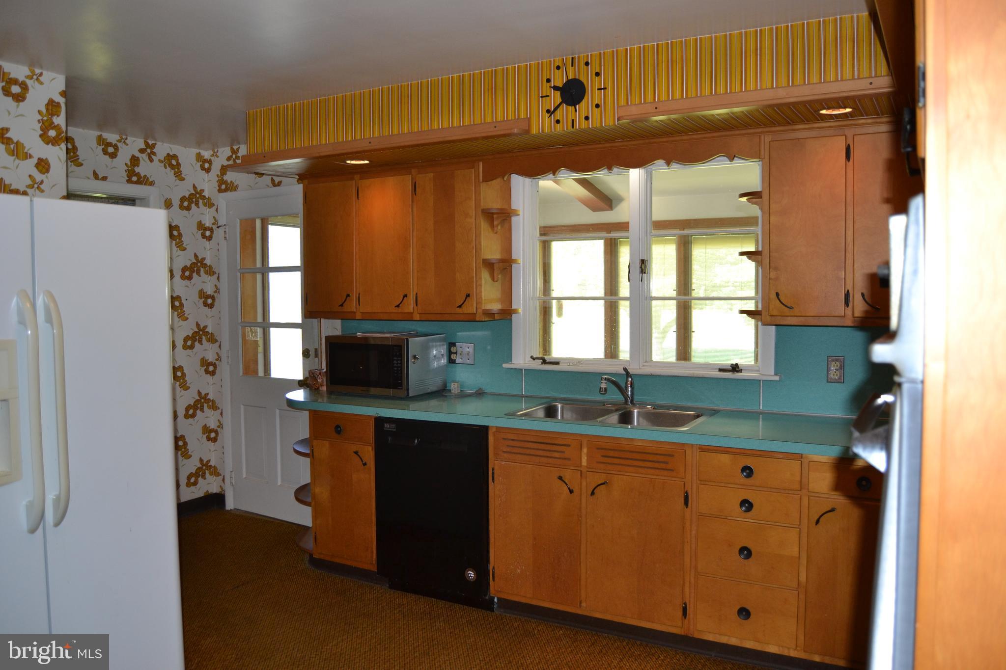 1294 Trexlertown Road Trexlertown, PA 18062 - Photo 19 of 37