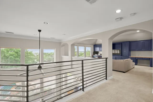 a view of entryway with livingroom