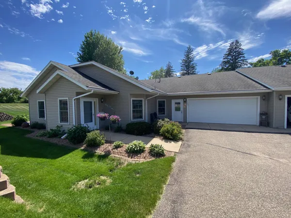 $249,900 | 1503 Highview Trail, Unit 6, Albert Lea, MN 56007