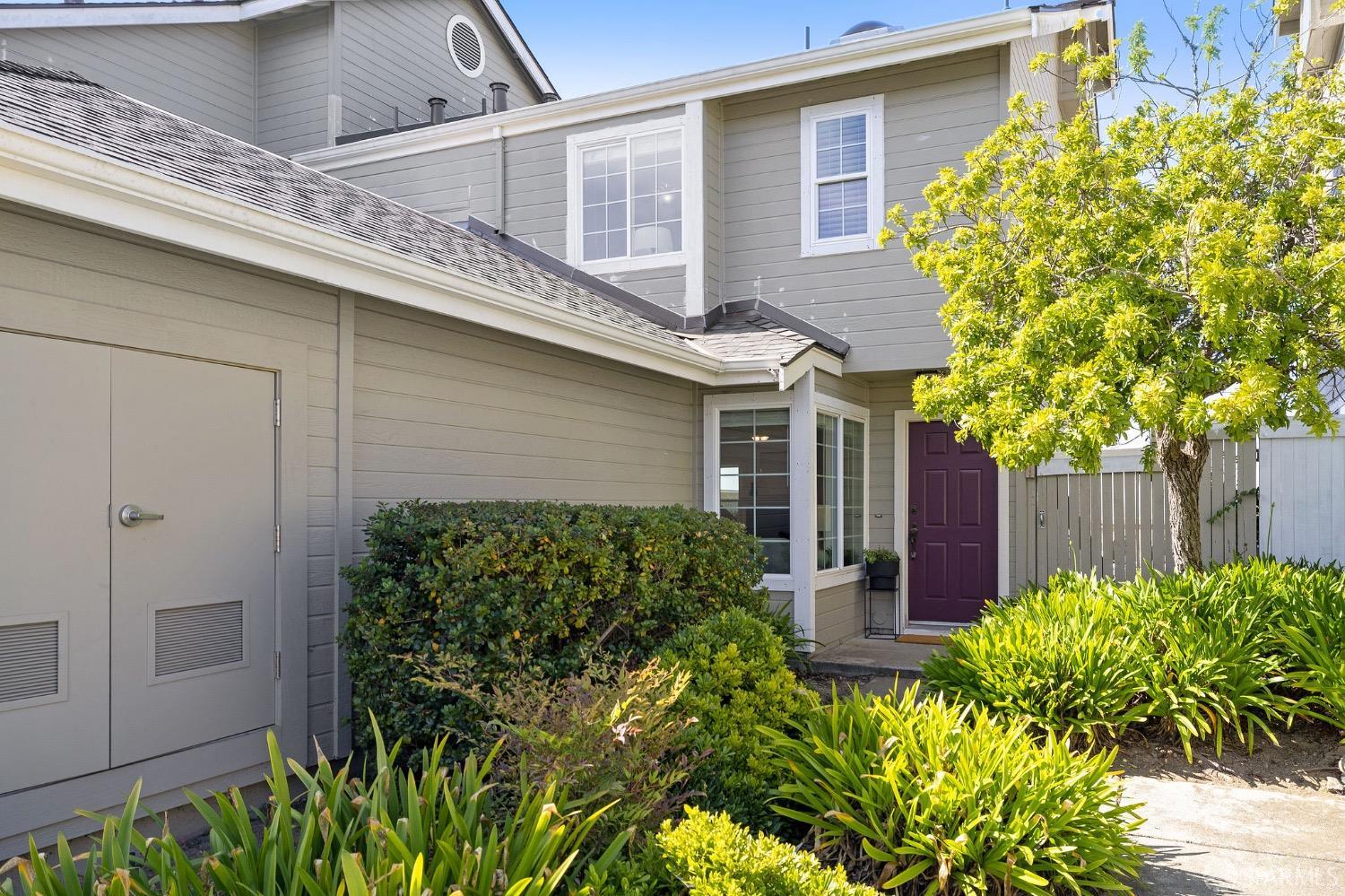 196 Treeview Drive Daly City, CA 94014 - Photo 3 of 56