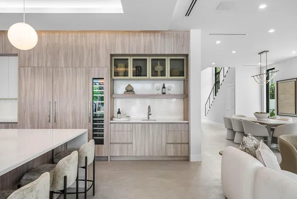 $3,745,000 | 721 Lake Avenue North, Delray Beach, FL 33483