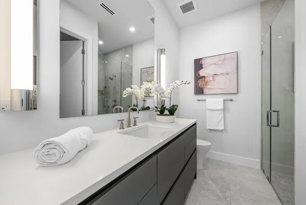$3,745,000 | 721 Lake Avenue North, Delray Beach, FL 33483