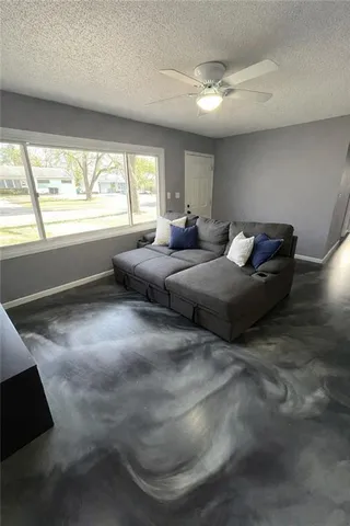 $140,000 | 11220 Corrington Avenue, Kansas City, MO 64134