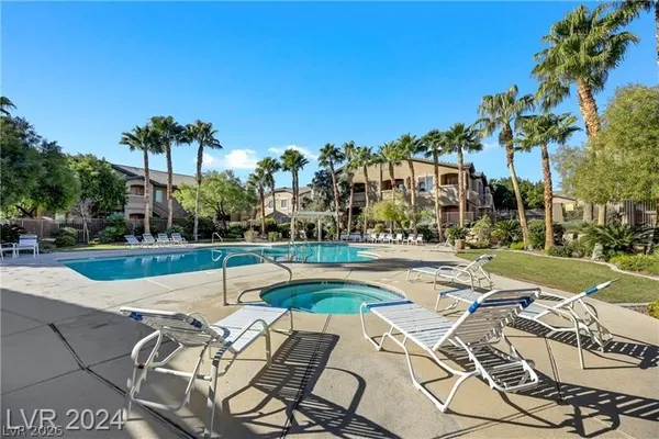 $1,695 | 8985 South Durango Drive, Unit 1022, Las Vegas, NV 89113