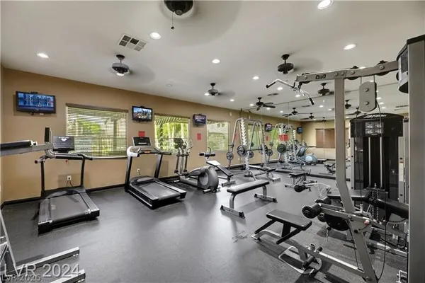 $1,695 | 8985 South Durango Drive, Unit 1022, Las Vegas, NV 89113