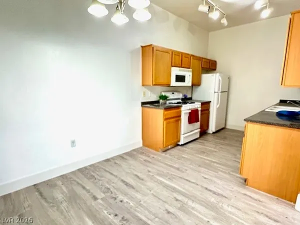 $1,695 | 8985 South Durango Drive, Unit 1022, Las Vegas, NV 89113