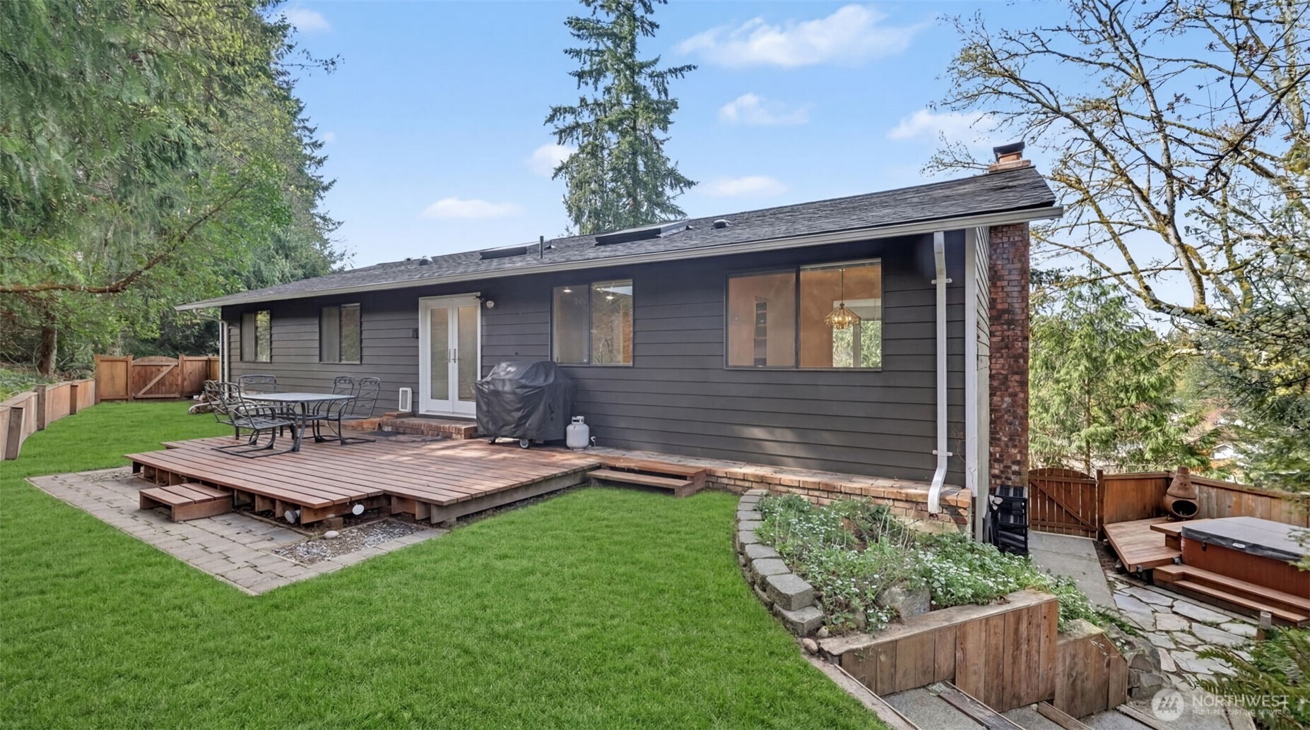 9628 123rd Avenue Southeast Renton, WA 98056 - Photo 35 of 39