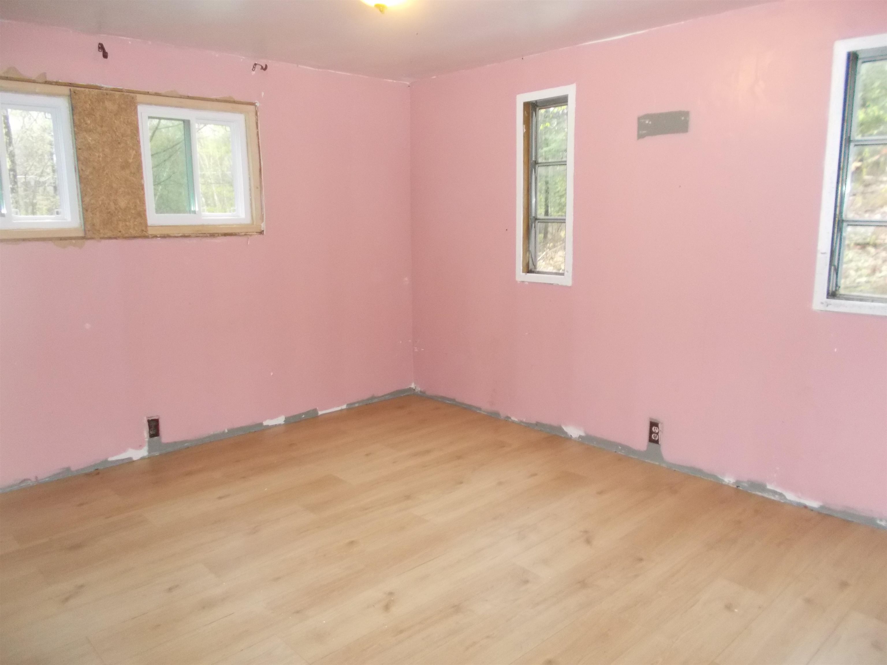 519 Ten Rod Road Farmington, NH 03835 - Photo 3 of 7