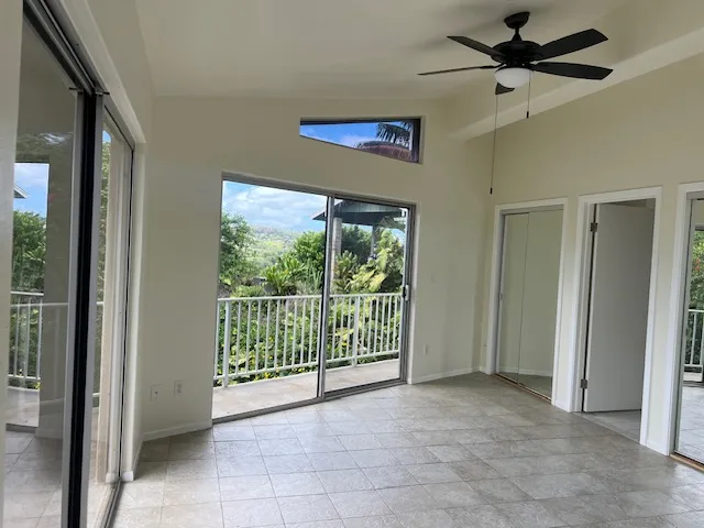 a view of livingroom with furniture