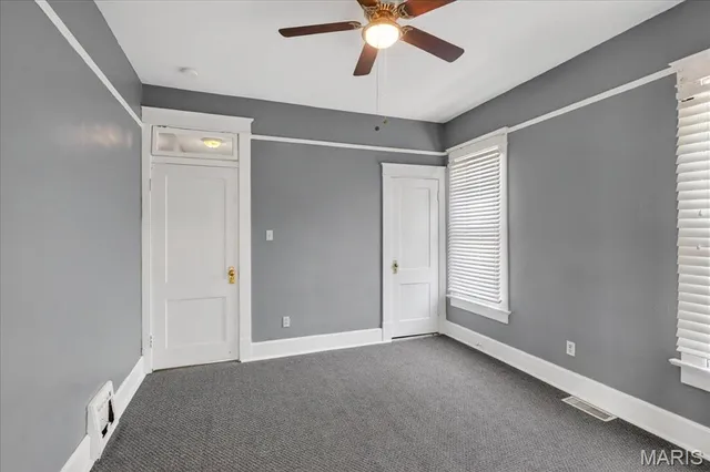 $159,900 | 221 Lebanon Avenue, Belleville, IL 62220