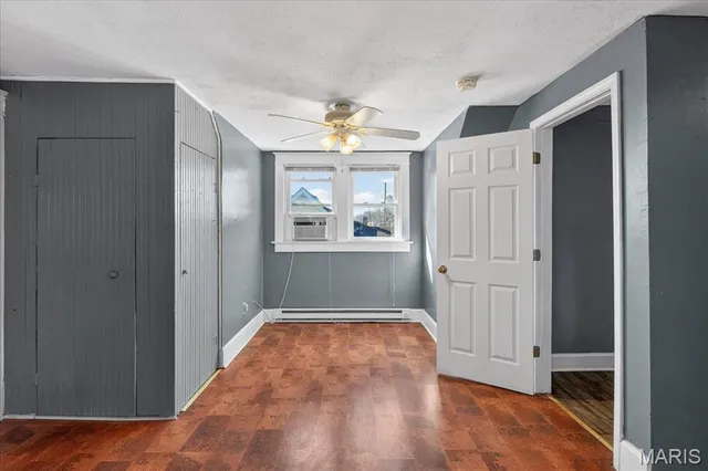 $159,900 | 221 Lebanon Avenue, Belleville, IL 62220