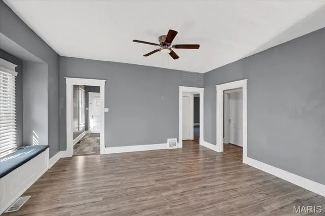 $159,900 | 221 Lebanon Avenue, Belleville, IL 62220