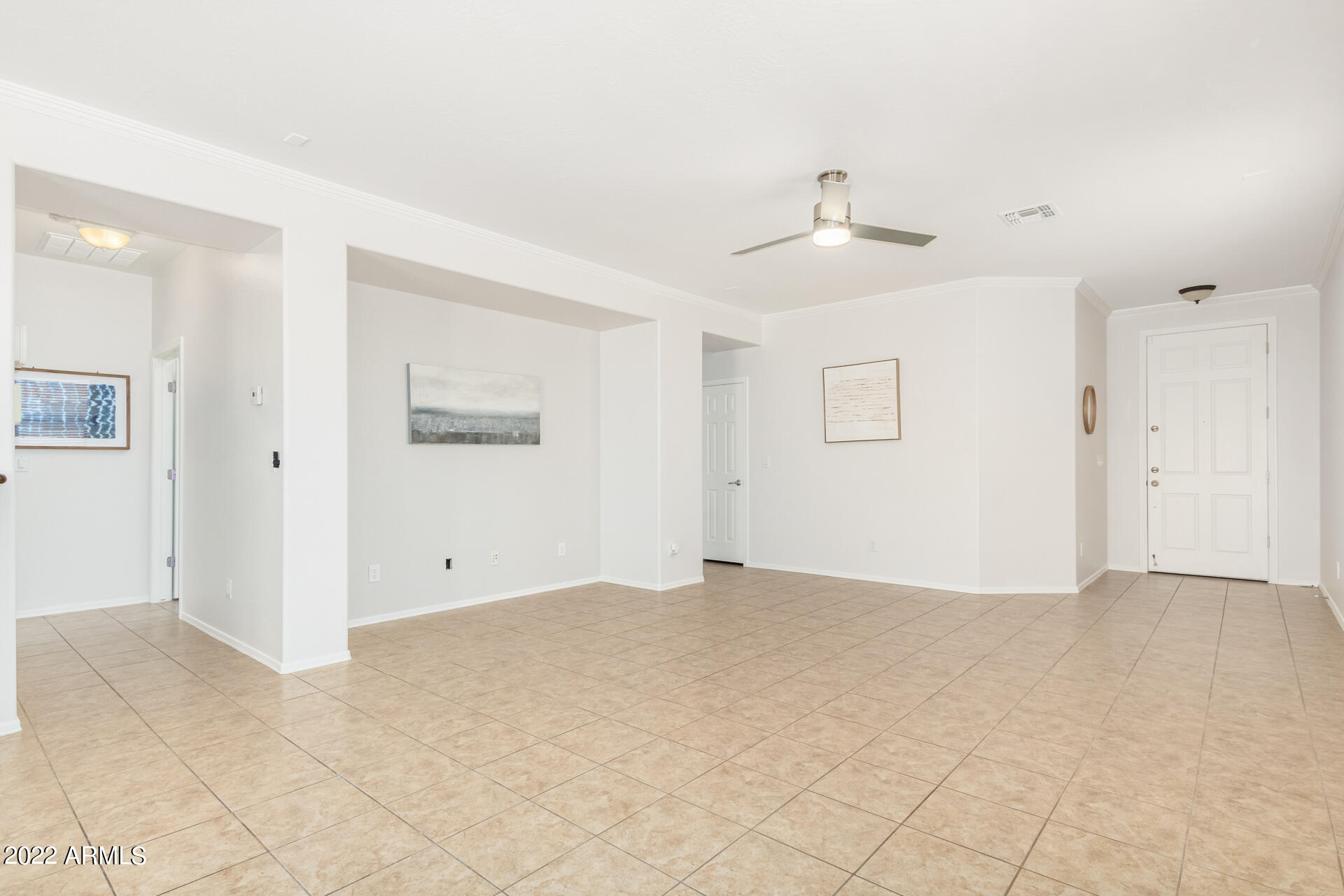 3828 Rising Sun Road Phoenix, AZ 85086 - Photo 6 of 30 Gallery Image 6