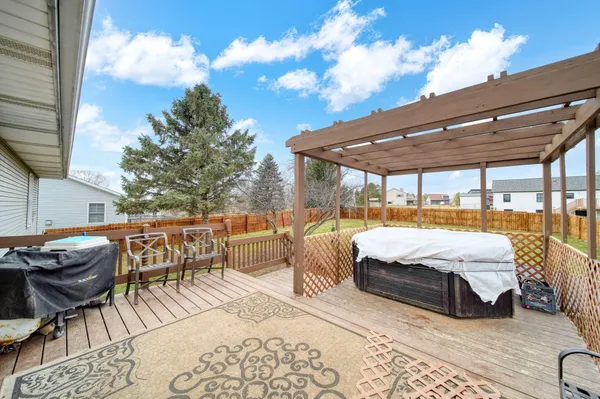 $344,900 | 7549 Wadding Drive, Onsted, MI 49265