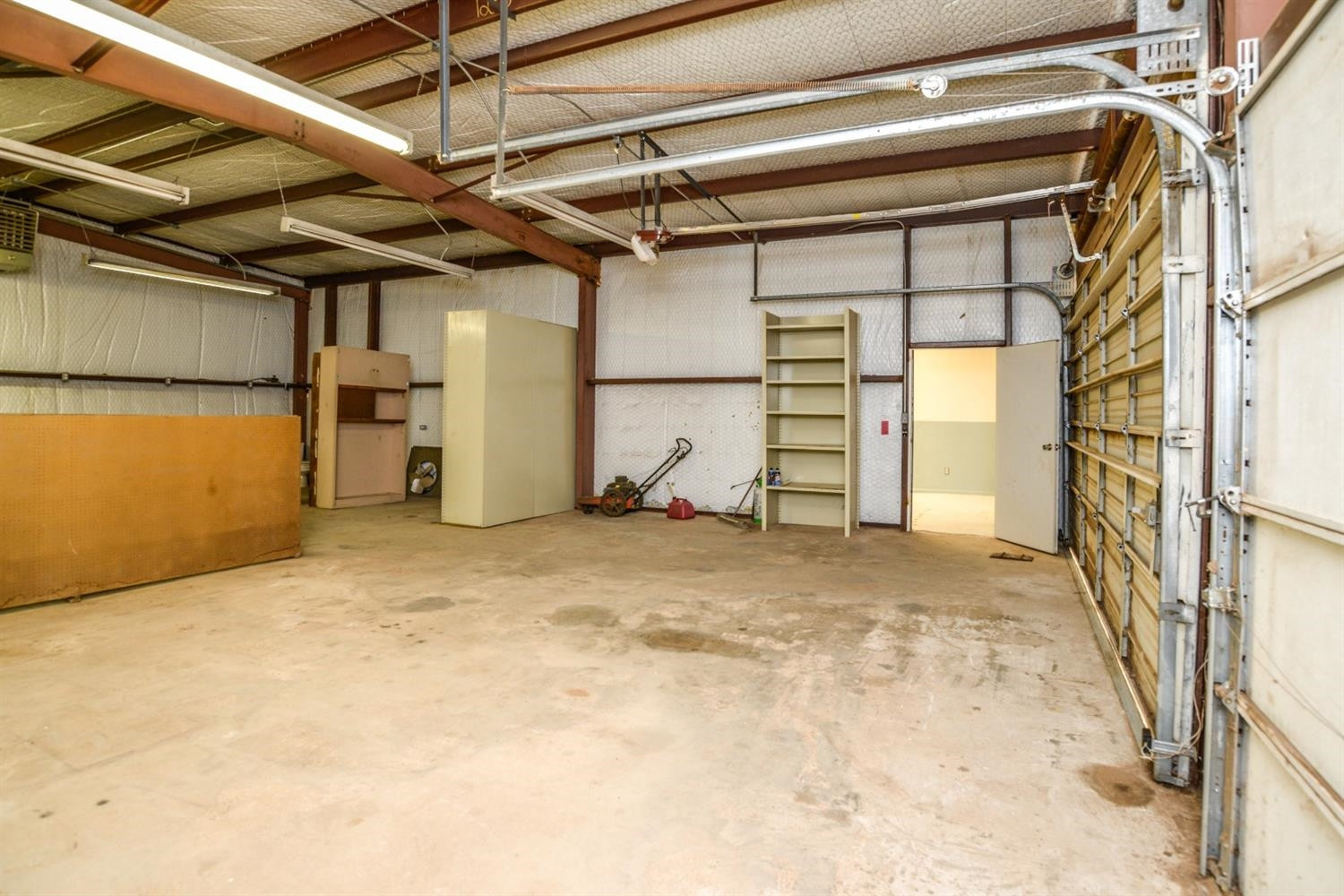 10406 County Road 6870 Lubbock, TX 79407 - Photo 16 of 37 Photo 16