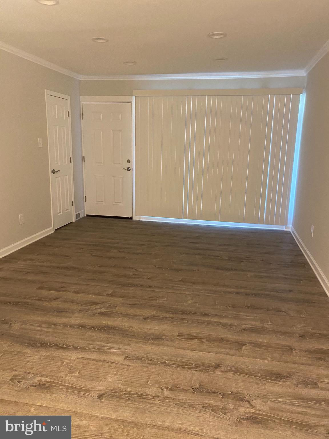 7707 Normandy Road Landover, MD 20785 - Photo 3 of 18 Living room