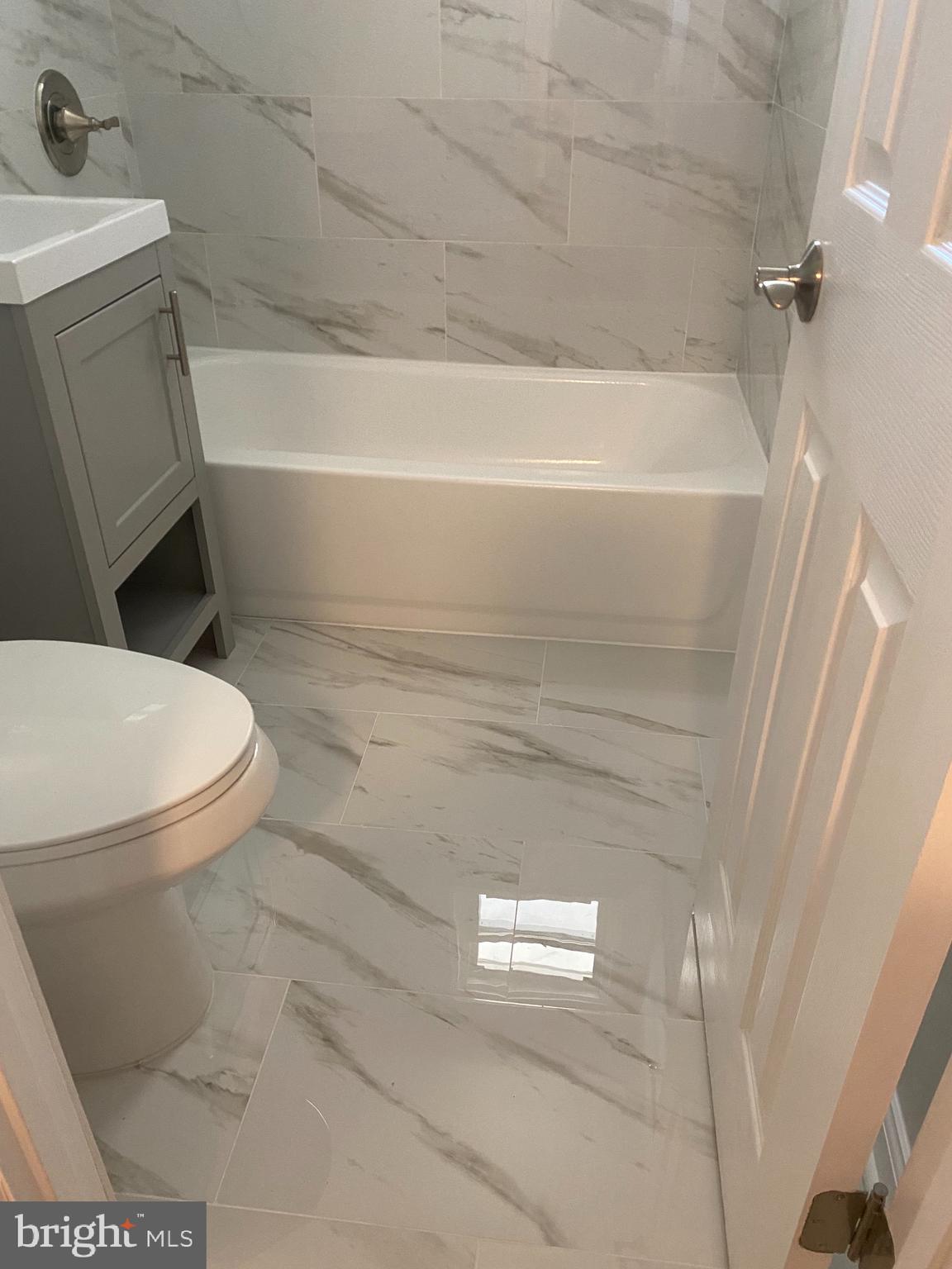 7707 Normandy Road Landover, MD 20785 - Photo 9 of 18 Bathroom