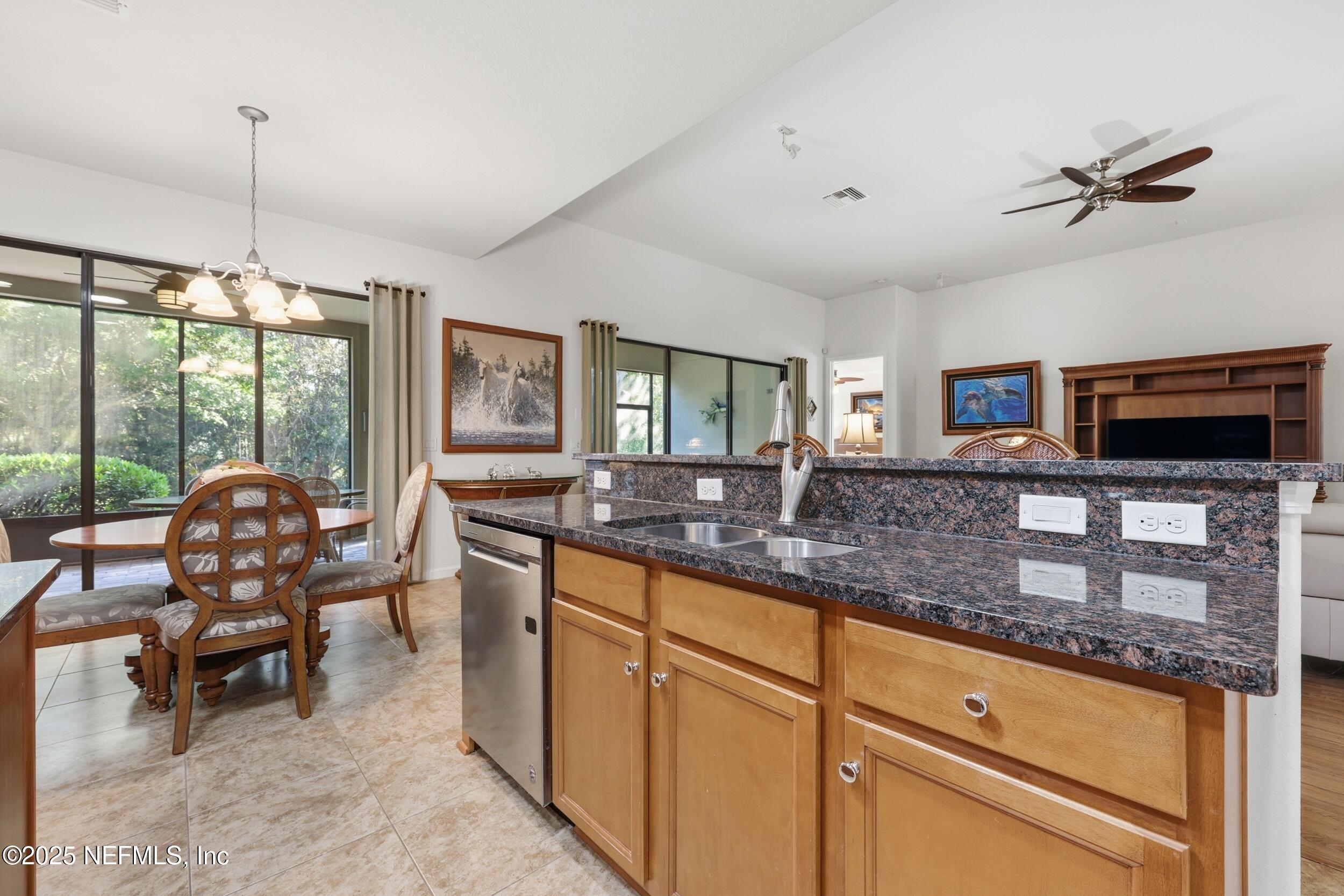 653 River Run Boulevard Ponte Vedra, FL 32081 - Photo 18 of 130 GRANITE COUNTERTOPS