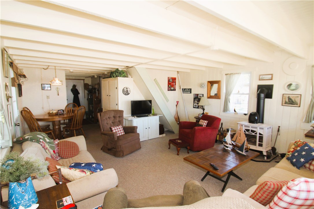 13202 Park Road Carlton, NY 14571 - Photo 28 of 50 Awesome Lake Facing Living Room with Stunning Wate
