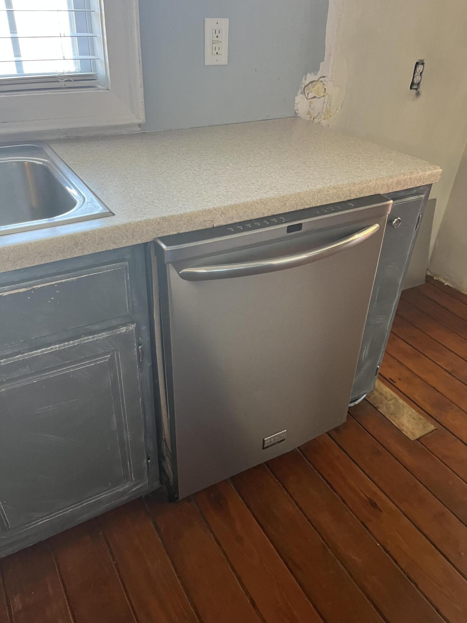 2725 Old Stage Road Afton, TN 37616 - Photo 12 of 54 IMG_2422