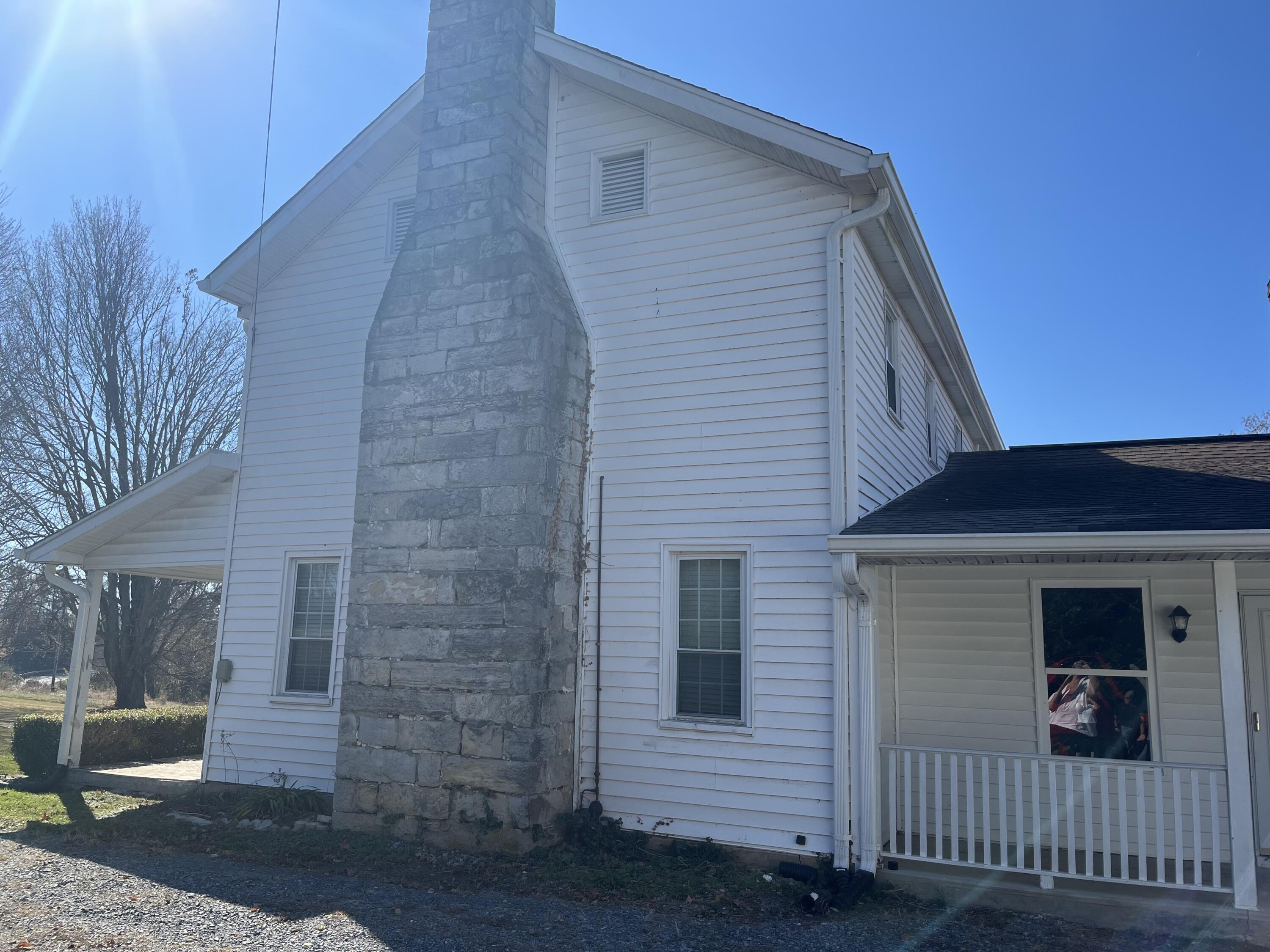 2725 Old Stage Road Afton, TN 37616 - Photo 2 of 54 IMG_2385