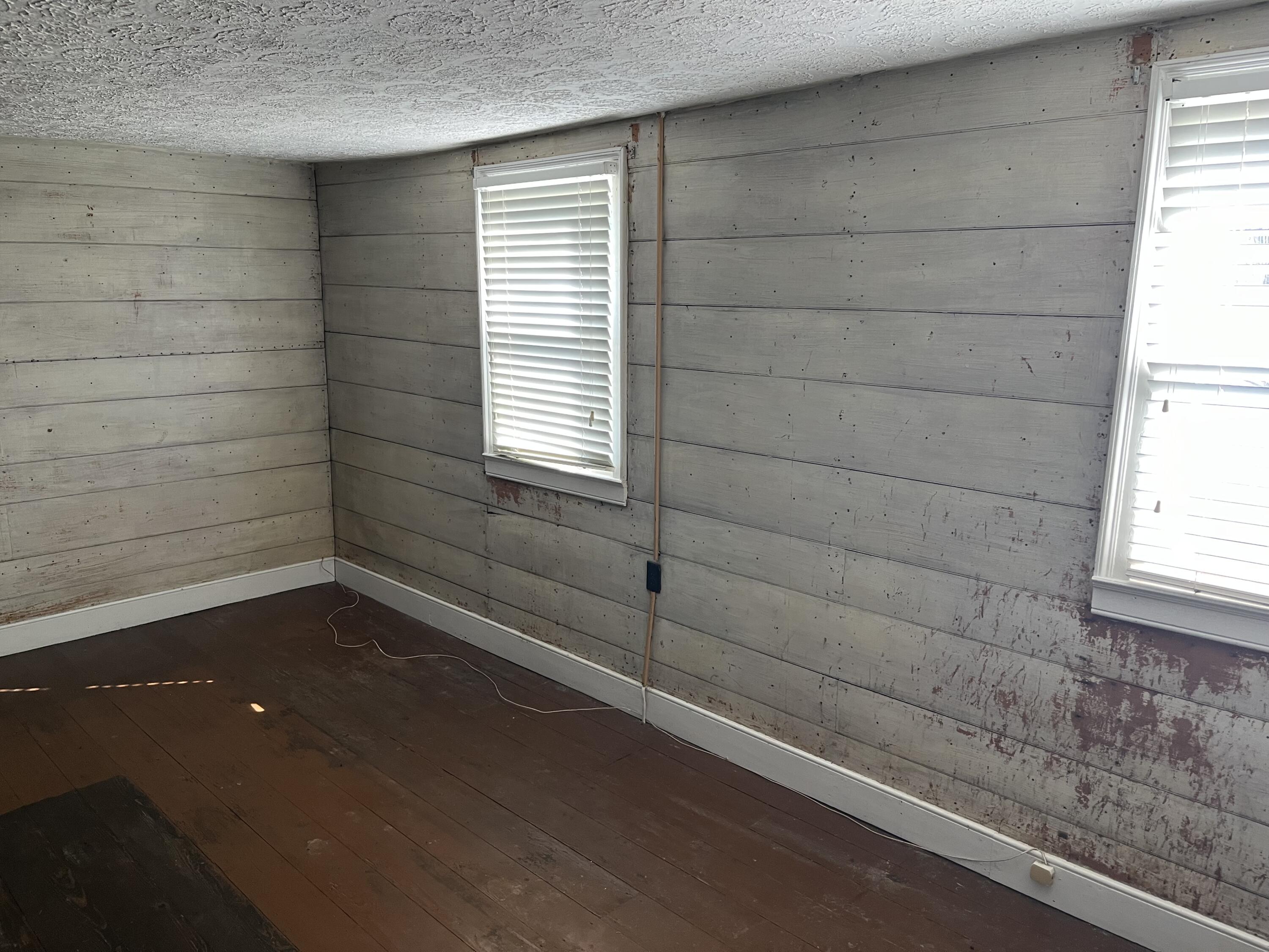 2725 Old Stage Road Afton, TN 37616 - Photo 23 of 54 2 nd floor BR