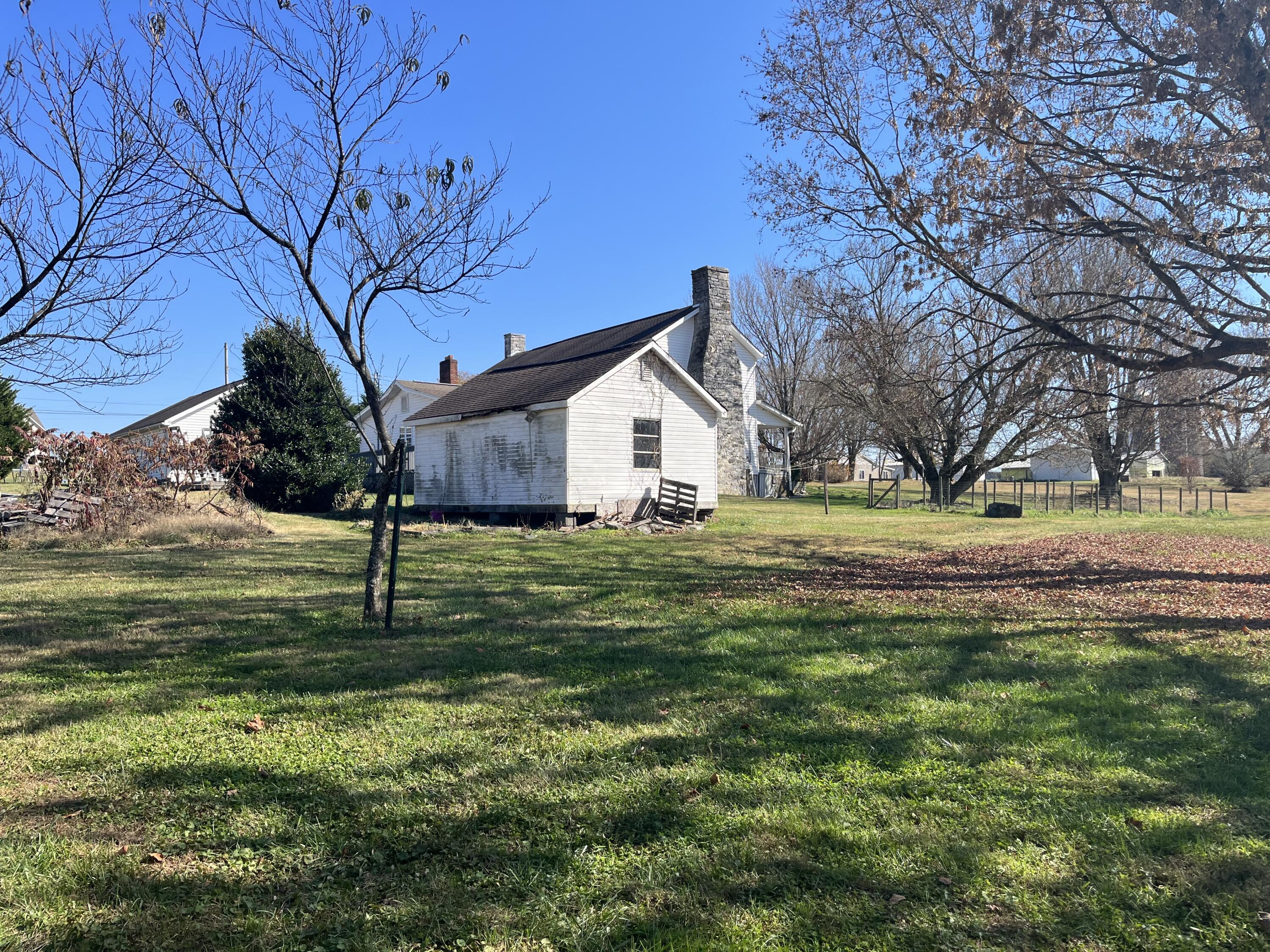 2725 Old Stage Road Afton, TN 37616 - Photo 3 of 54 IMG_2390