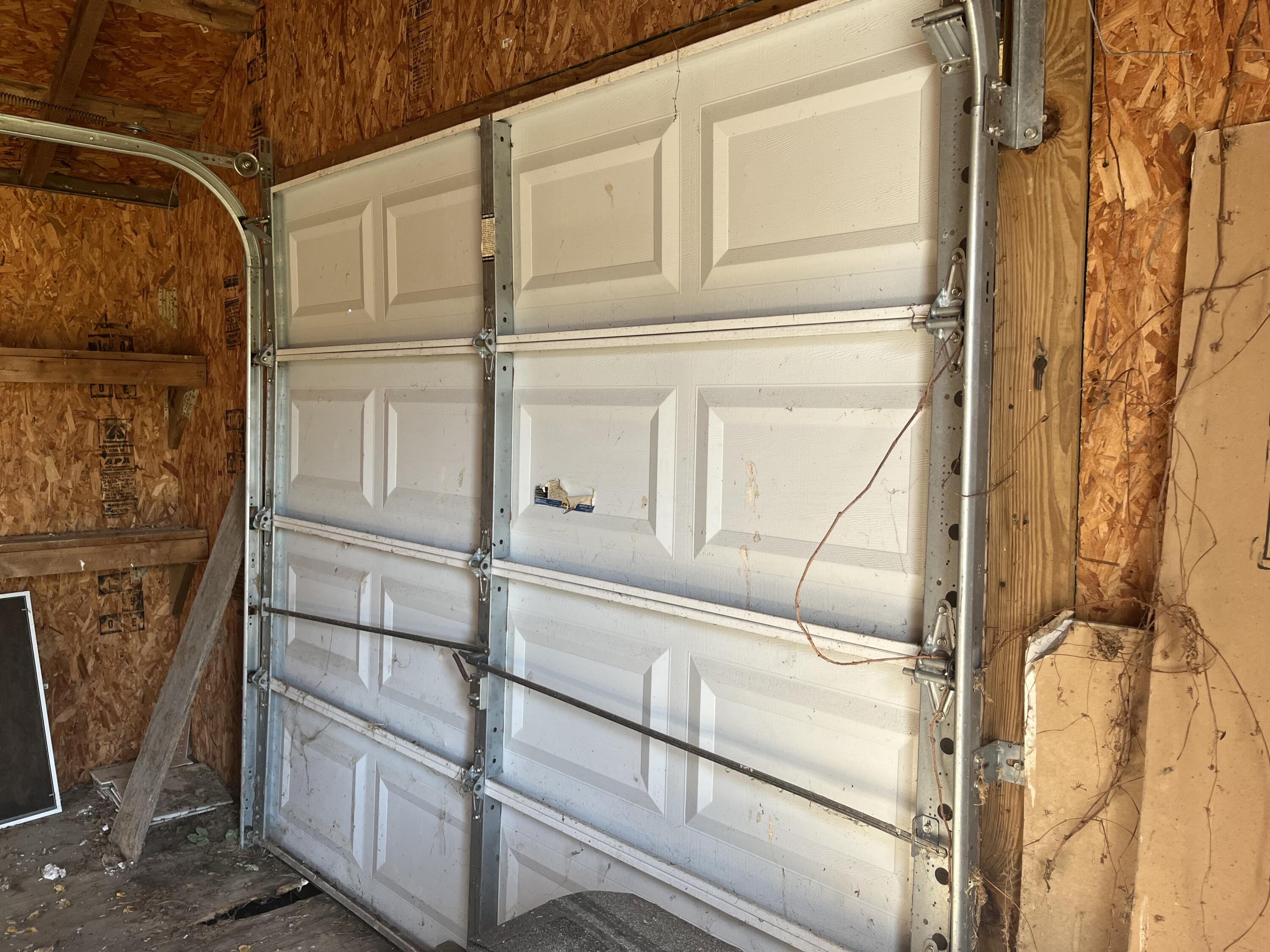 2725 Old Stage Road Afton, TN 37616 - Photo 44 of 54 Outbuilding garage door